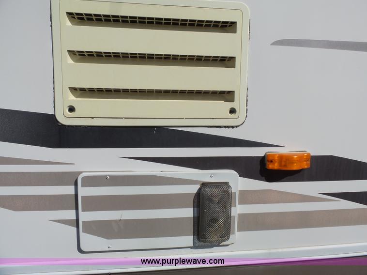 image for item J4200 1997 Ford Mountain Aire RV