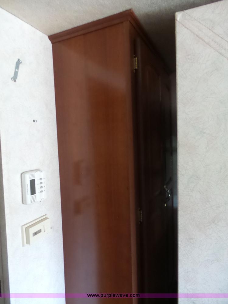 image for item J4200 1997 Ford Mountain Aire RV