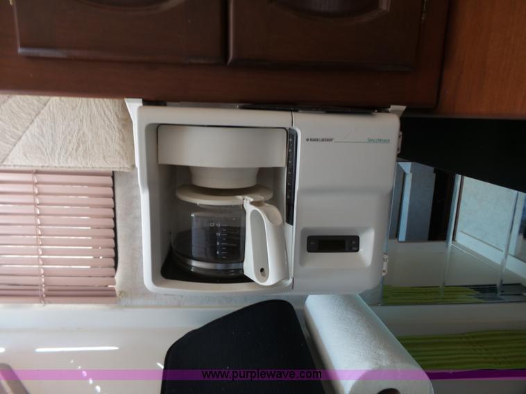 image for item J4200 1997 Ford Mountain Aire RV