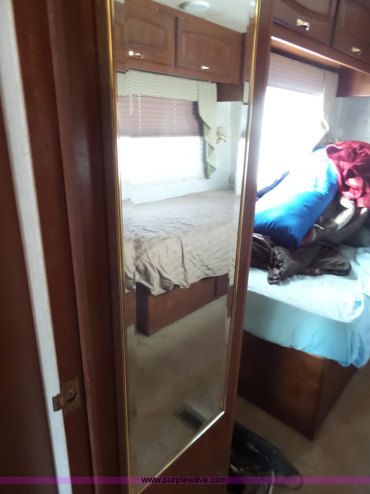 image for item J4200 1997 Ford Mountain Aire RV