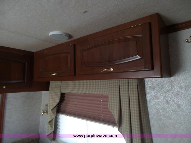 image for item J4200 1997 Ford Mountain Aire RV