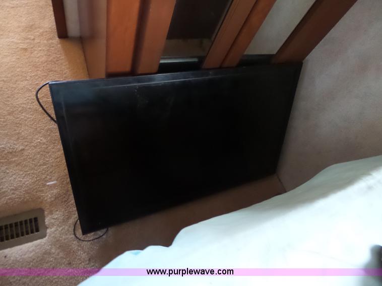 image for item J4200 1997 Ford Mountain Aire RV