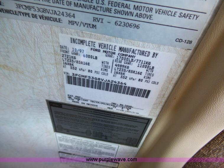 image for item J4200 1997 Ford Mountain Aire RV