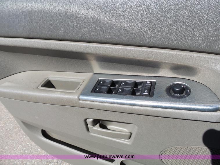 image for item J4202 2006 Jeep Grand Cherokee SUV