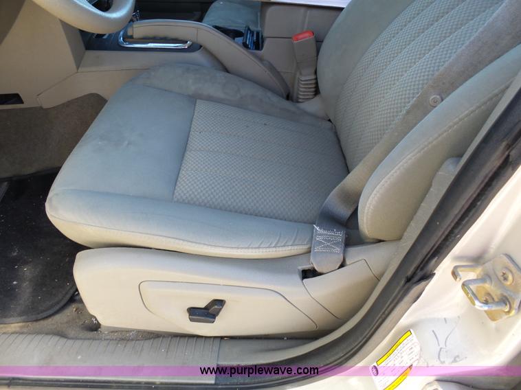 image for item J4202 2006 Jeep Grand Cherokee SUV