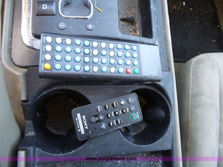 image for item J4202 2006 Jeep Grand Cherokee SUV