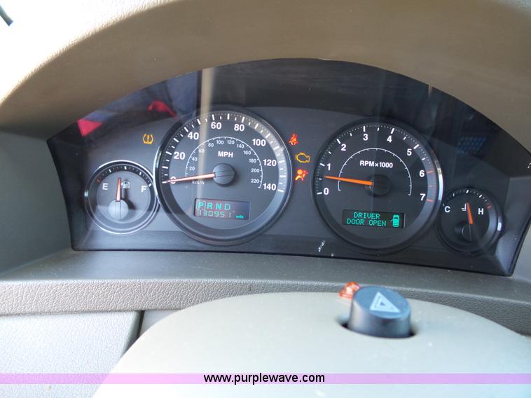 image for item J4202 2006 Jeep Grand Cherokee SUV