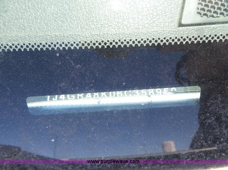 image for item J4202 2006 Jeep Grand Cherokee SUV