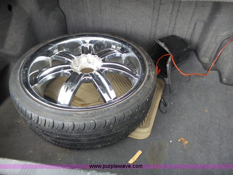 image for item J4203 1997 Mercedes Benz S500