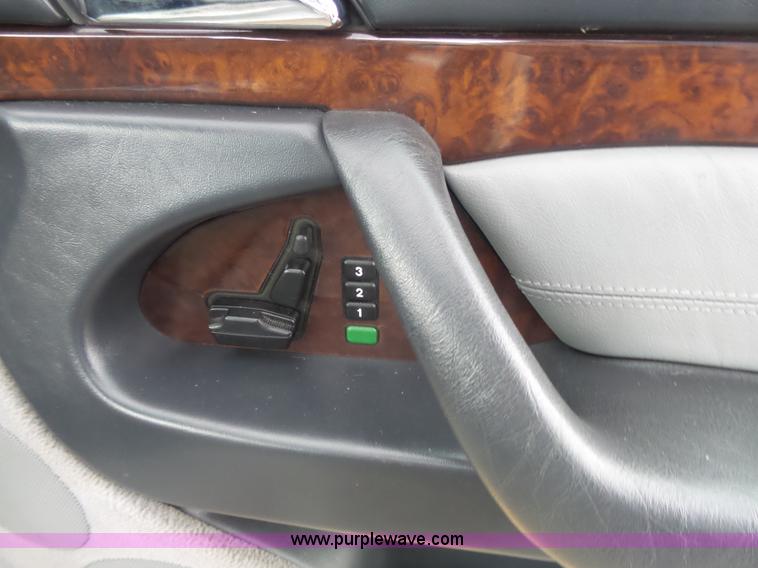 image for item J4203 1997 Mercedes Benz S500