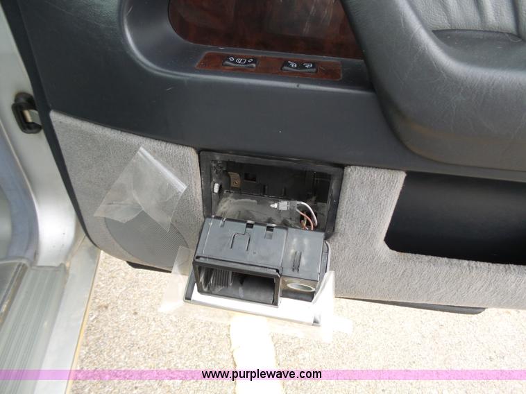 image for item J4203 1997 Mercedes Benz S500