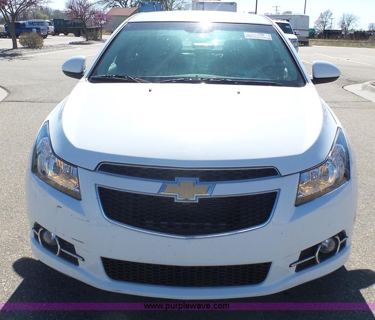 image for item J4204 2011 Chevrolet Cruze LT