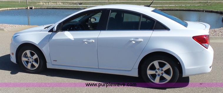 image for item J4204 2011 Chevrolet Cruze LT