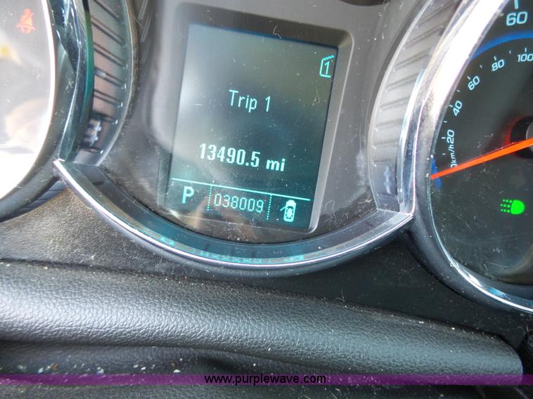 image for item J4204 2011 Chevrolet Cruze LT