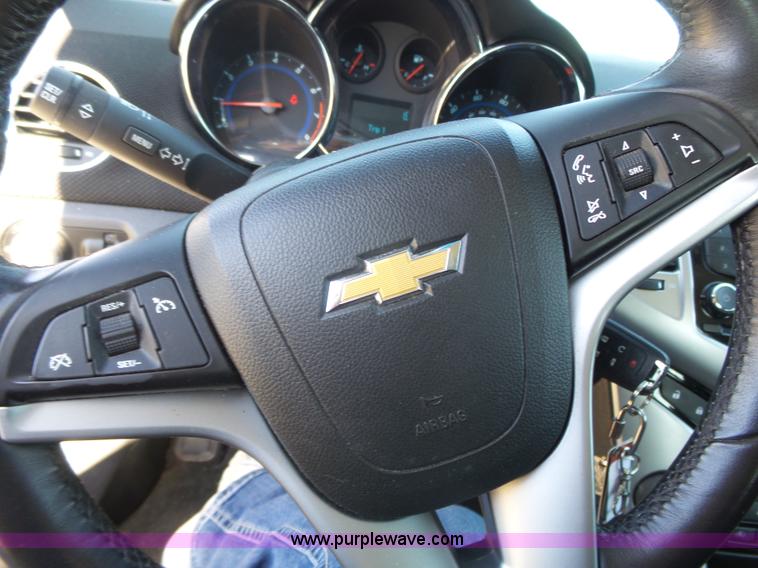 image for item J4204 2011 Chevrolet Cruze LT