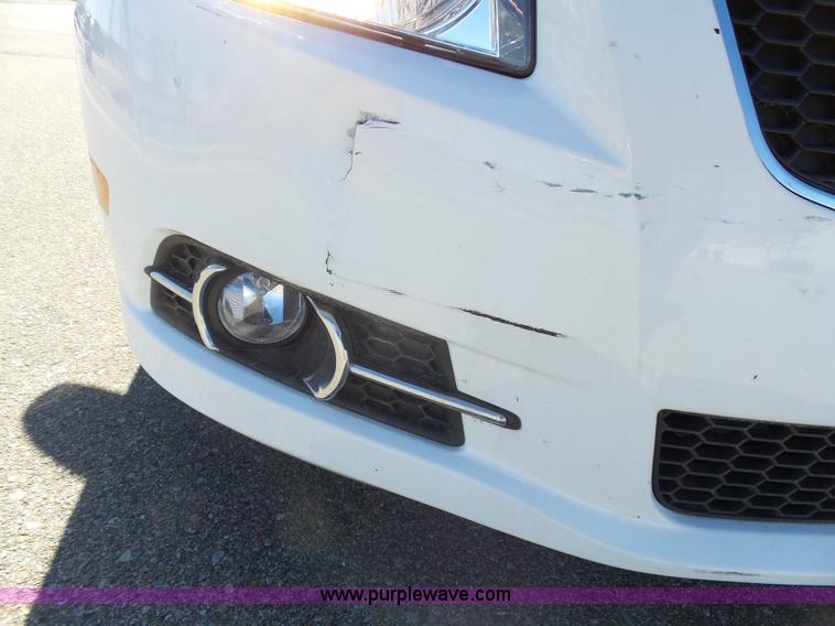 image for item J4204 2011 Chevrolet Cruze LT