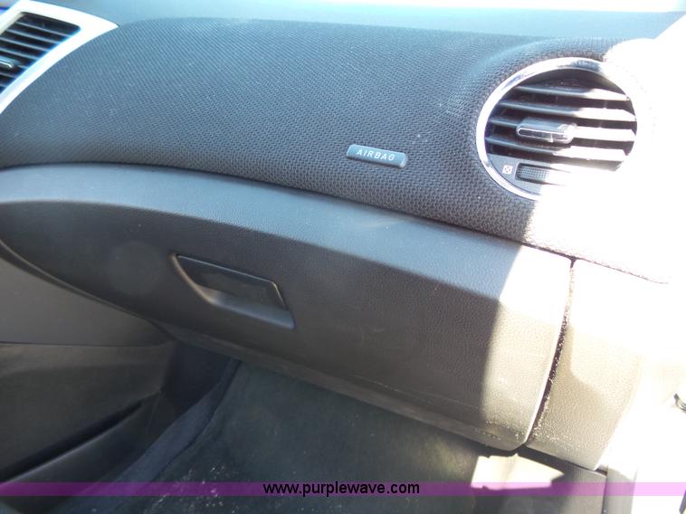 image for item J4204 2011 Chevrolet Cruze LT