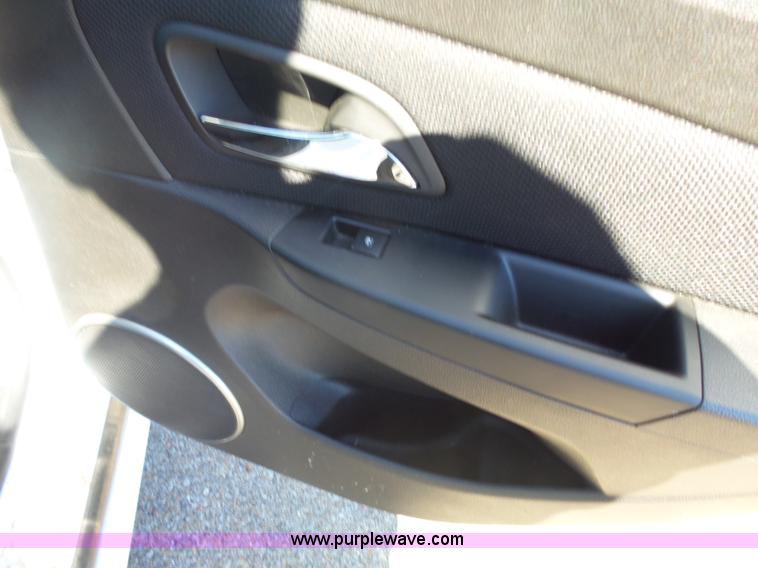 image for item J4204 2011 Chevrolet Cruze LT