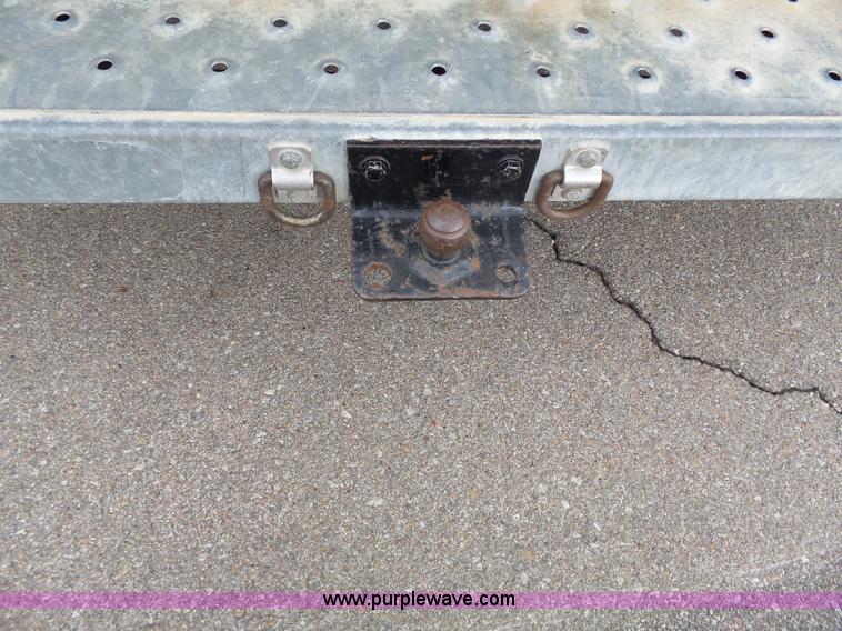 image for item J4206 1997 Ford F350 XL box truck