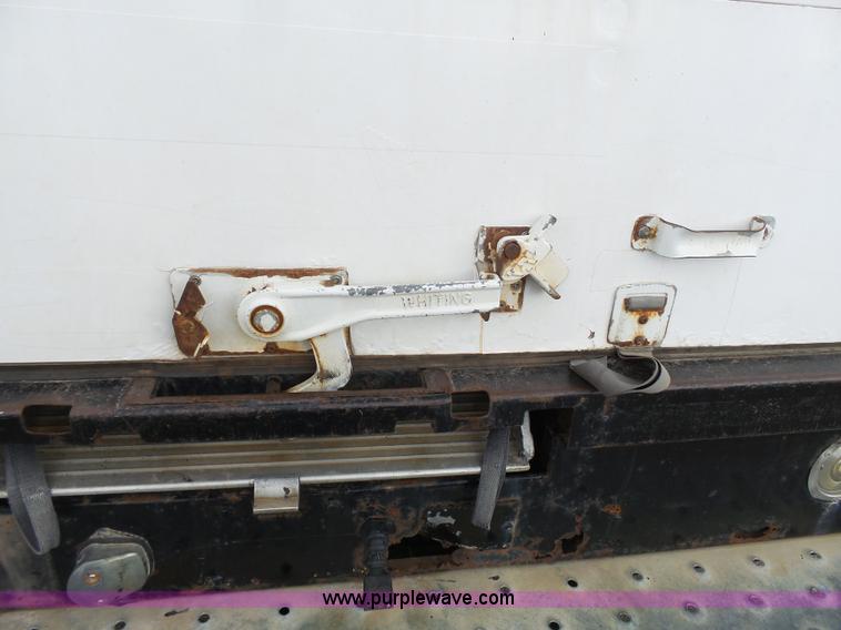 image for item J4206 1997 Ford F350 XL box truck