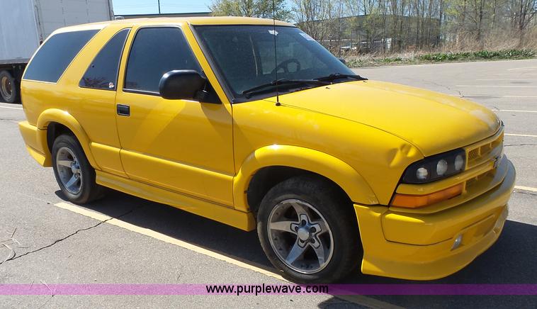 image for item J4207 2004 Chevrolet Blazer SS SUV