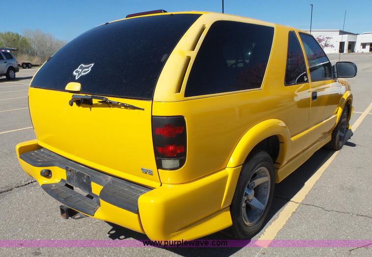 image for item J4207 2004 Chevrolet Blazer SS SUV