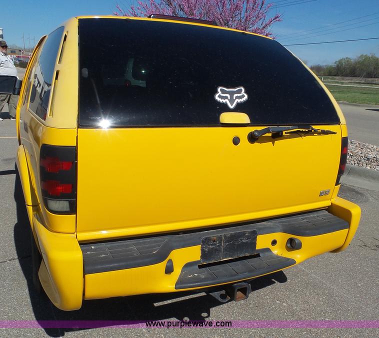 image for item J4207 2004 Chevrolet Blazer SS SUV