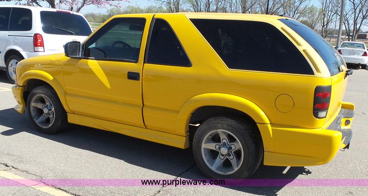 image for item J4207 2004 Chevrolet Blazer SS SUV