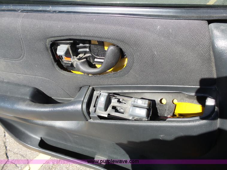 image for item J4207 2004 Chevrolet Blazer SS SUV