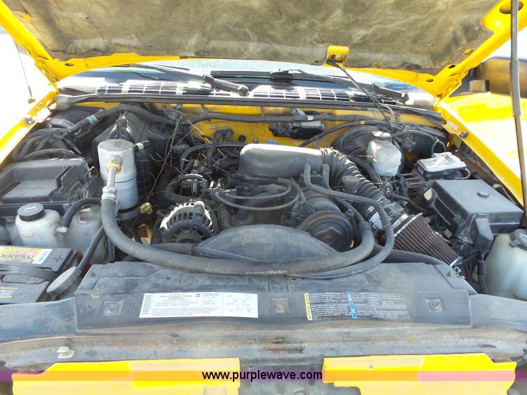 image for item J4207 2004 Chevrolet Blazer SS SUV