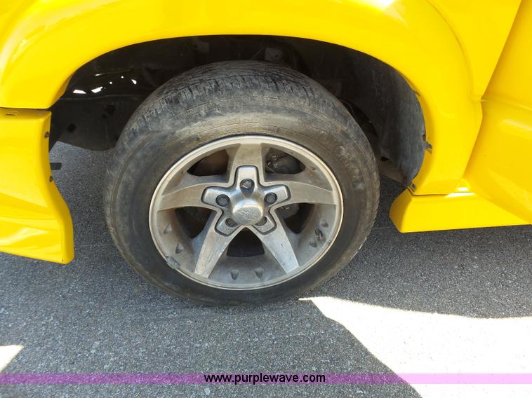 image for item J4207 2004 Chevrolet Blazer SS SUV