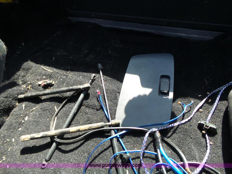 image for item J4207 2004 Chevrolet Blazer SS SUV