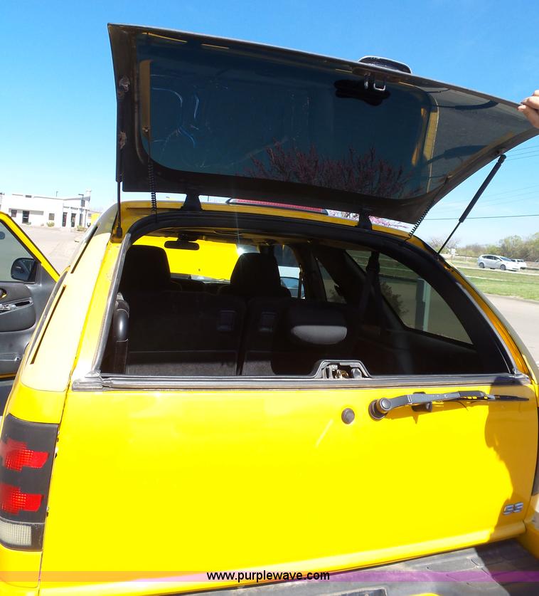 image for item J4207 2004 Chevrolet Blazer SS SUV