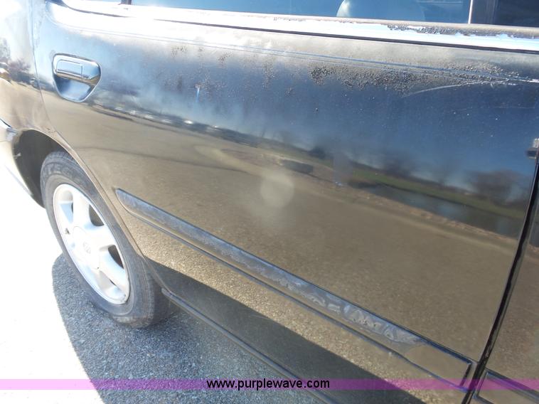 image for item J4208 1998 Nissan Altima GLE