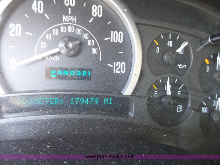 image for item J4209 2003 Cadillac Escalade EXT pickup truck