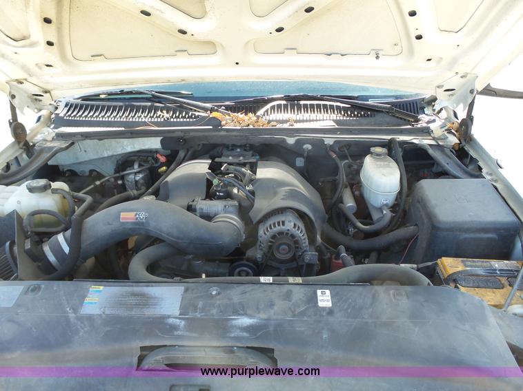 image for item J4209 2003 Cadillac Escalade EXT pickup truck