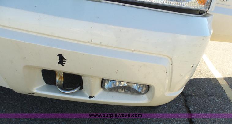 image for item J4209 2003 Cadillac Escalade EXT pickup truck