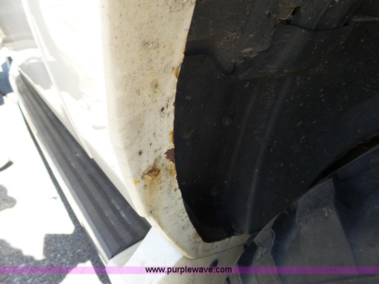 image for item J4209 2003 Cadillac Escalade EXT pickup truck