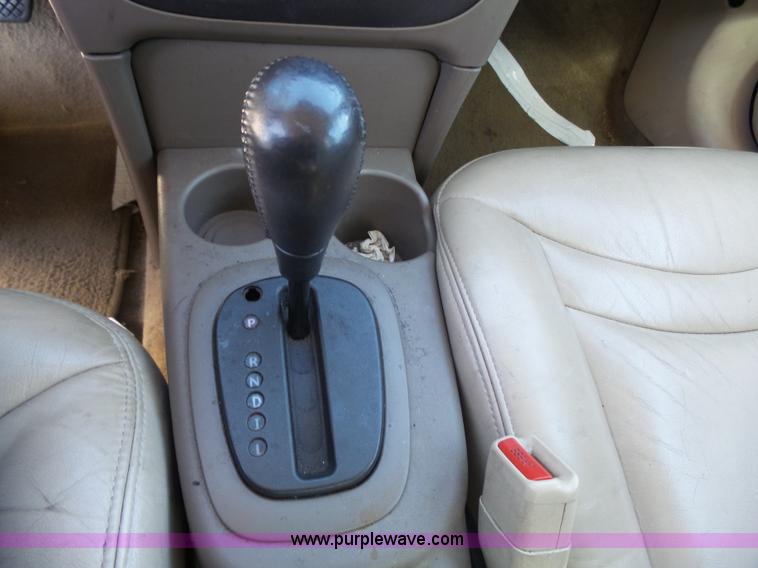 image for item J4210 2003 Saturn Ion 3