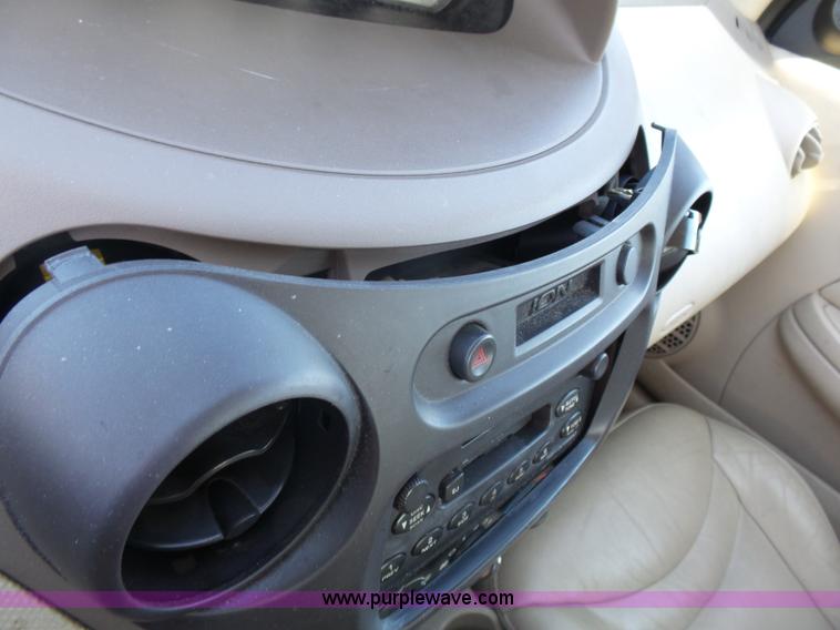 image for item J4210 2003 Saturn Ion 3