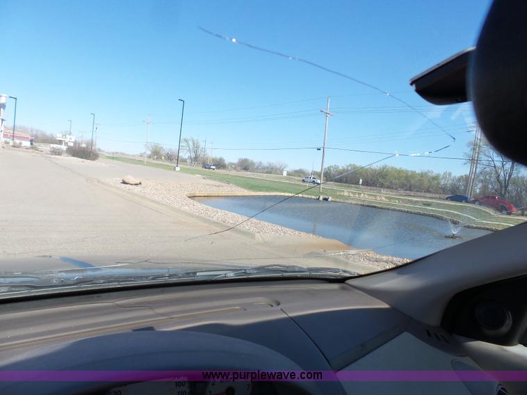 image for item J4210 2003 Saturn Ion 3