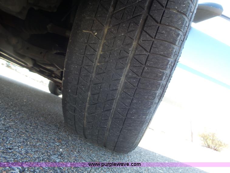 image for item J4210 2003 Saturn Ion 3