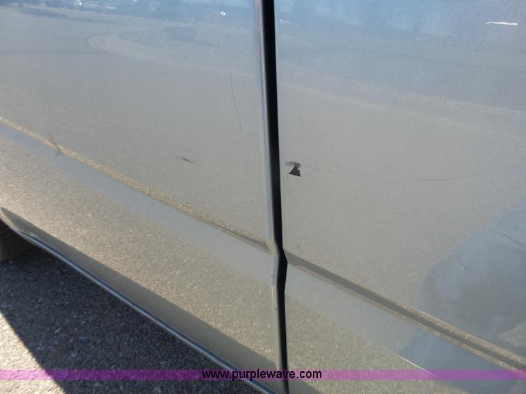 image for item J4210 2003 Saturn Ion 3