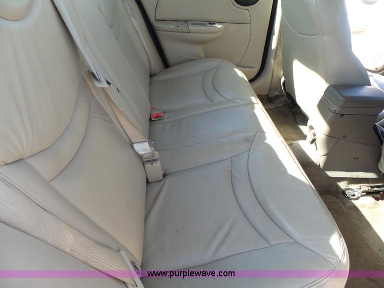 image for item J4210 2003 Saturn Ion 3