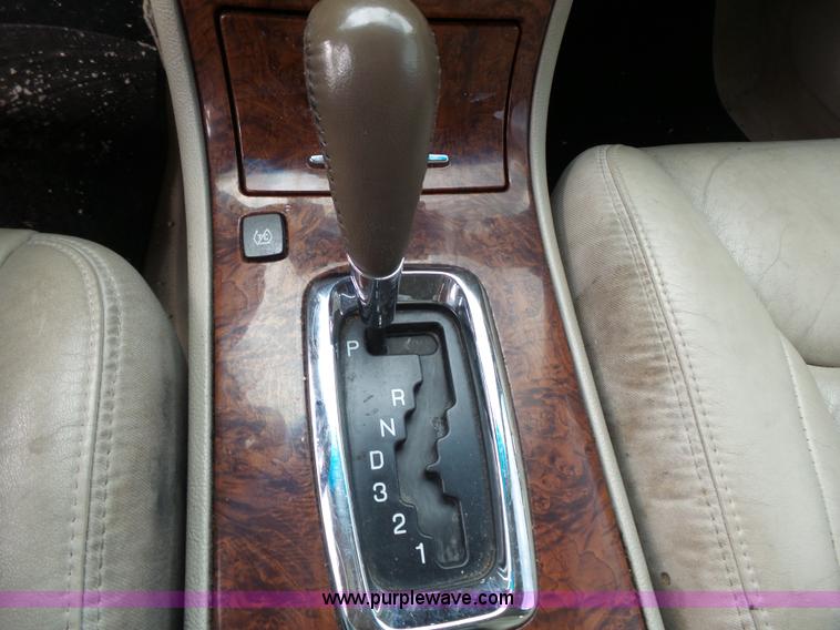 image for item J4211 2006 Cadillac DTS