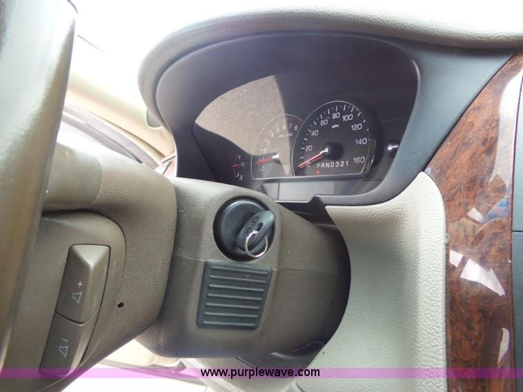 image for item J4211 2006 Cadillac DTS