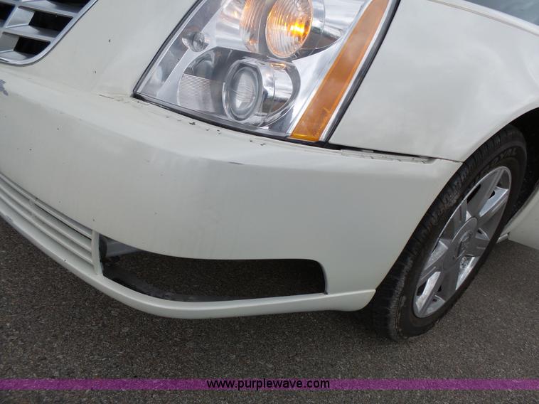 image for item J4211 2006 Cadillac DTS