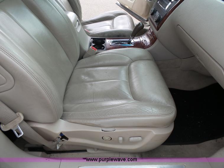 image for item J4211 2006 Cadillac DTS