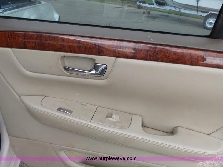 image for item J4211 2006 Cadillac DTS