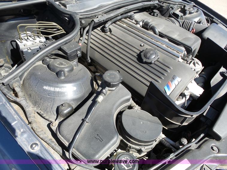 image for item J4212 2002 BMW M3